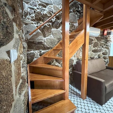 Casa Largo S Lourenco E Casa Da Videira Mazes Eksteriør bilde